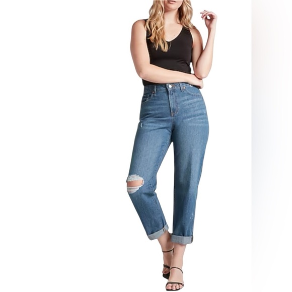 Express Denim - Express Mid Rise Boyfriend Jean- NWT